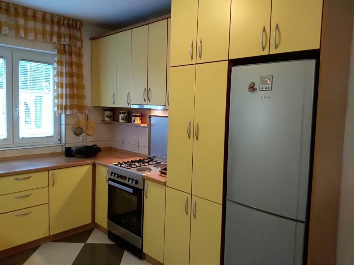 Apartmani Jovanovic Petrovac Exterior photo