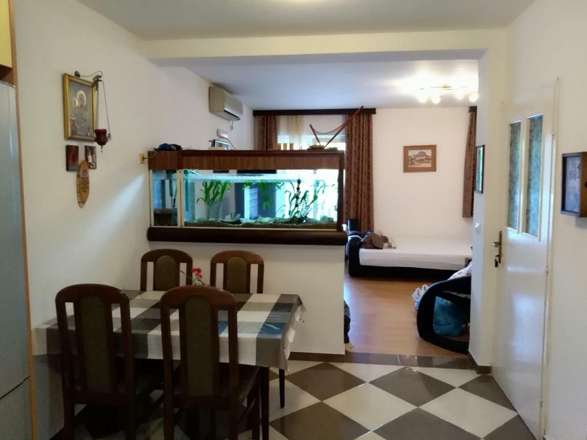 Apartmani Jovanovic Petrovac Exterior photo