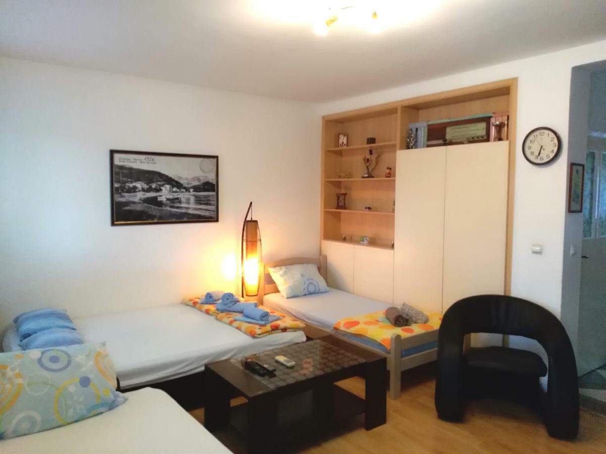 Apartmani Jovanovic Petrovac Exterior photo